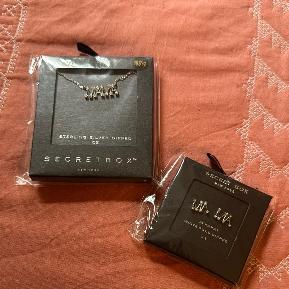 MAMA Set Sterling Silver and Gold Dipped Necklace and Earring Set